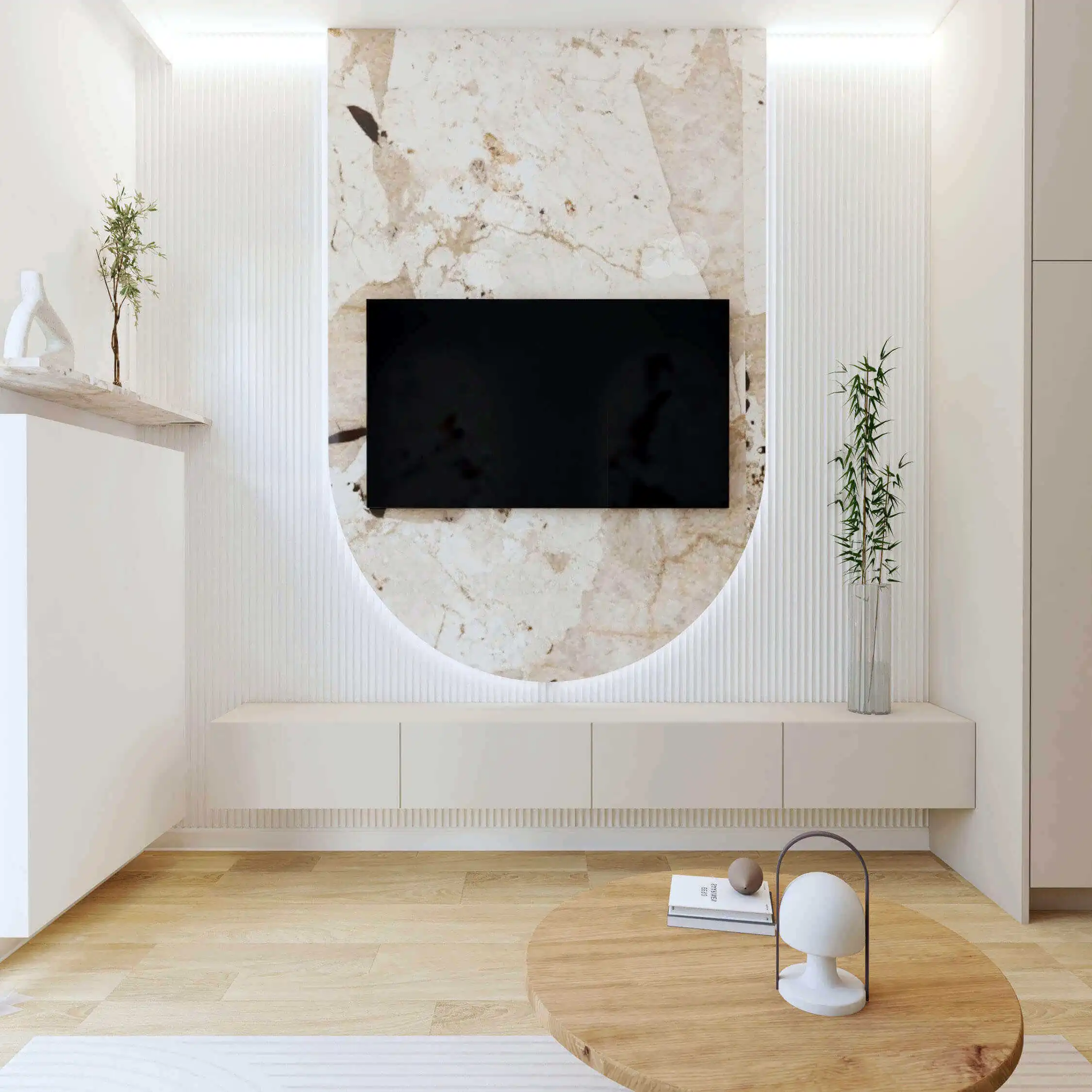 Nowoczesny salon ze ścianą TV wykończoną marmurem - projekt wnętrza salonu